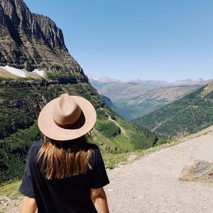 Meet your Posher, Bree